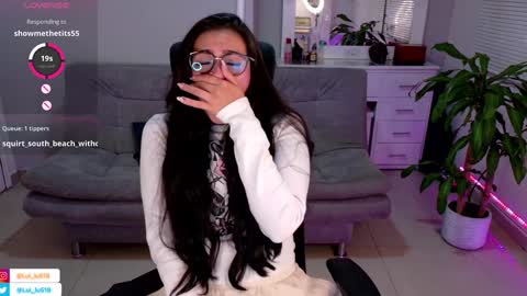 Luisa    online show from February 5, 2025, 2:29 am