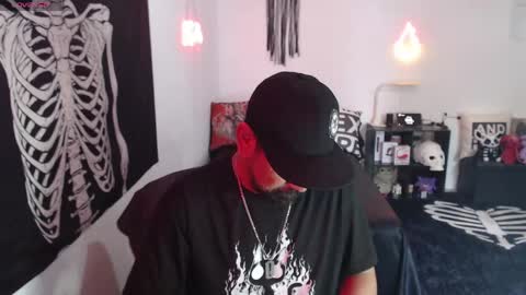 El Carlitos online show from April 22, 2026, 9:16 pm