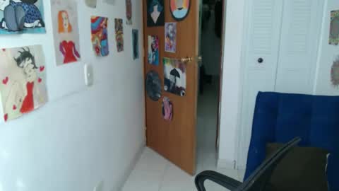 Nana Bela  online show from April 23, 2026, 1:57 pm