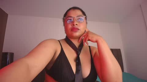 Snapshot of soynerea chatting on June 10, 2026, 2:23 am online show from June 10, 2026, 2:23 am