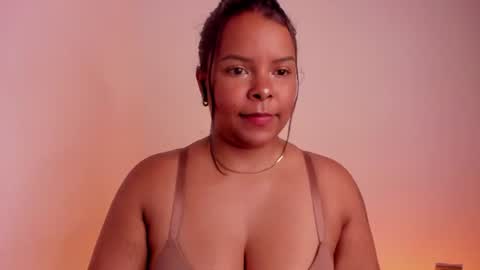 Snapshot of soytucolor chatting on August 3, 2026, 7:50 pm Paula add me on snap online show from August 3, 2026, 7:50 pm