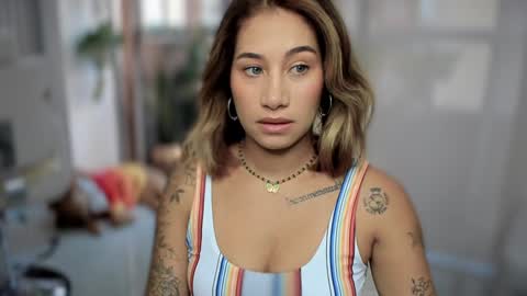 brisa  s online show from January 8, 2025, 12:37 pm