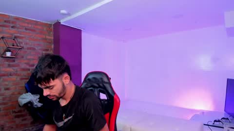 Gabo Lucas and Justin online show from March 31, 2026, 9:37 pm