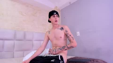 spaceboy_1 online show from March 5, 2026, 5:36 am