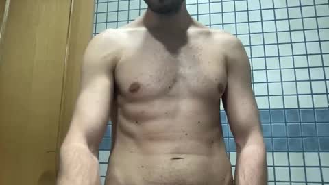 spainmenhot69 online show from April 21, 2026, 10:32 am