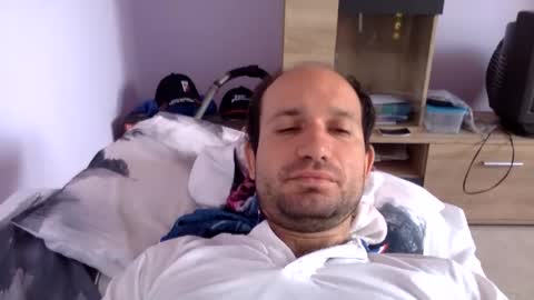 Snaiky online show from May 13, 2026, 1:30 pm
