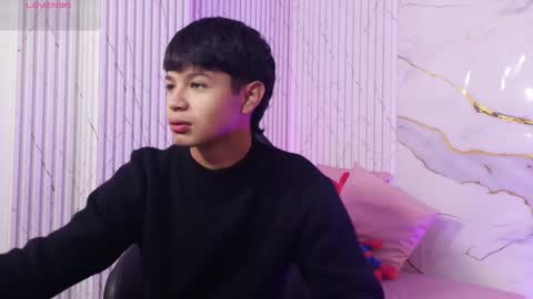 Snapshot of spark_tay chatting on May 13, 2026, 2:42 am spark_tay online show from May 13, 2026, 2:42 am