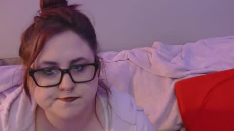 Snapshot of sparklelove69 chatting on May 16, 2026, 6:54 am Scottietee online show from May 16, 2026, 6:54 am