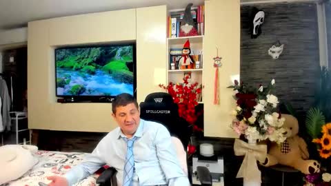 Spartan online show from April 22, 2026, 7:04 pm