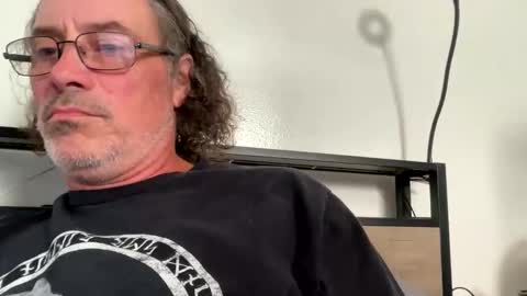 Snapshot of specter1972 chatting on May 31, 2026, 12:23 pm specter1972 online show from May 31, 2026, 12:23 pm