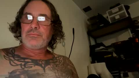 Snapshot of specter1972 chatting on June 9, 2026, 11:38 pm specter1972 online show from June 9, 2026, 11:38 pm