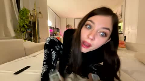 Snapshot of spectralmatter chatting on February 22, 2026, 11:58 pm m online show from February 22, 2026, 11:58 pm