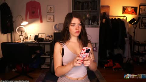 Snapshot of spectralmatter chatting on March 22, 2026, 8:56 pm m online show from March 22, 2026, 8:56 pm