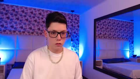 spencerm_ online show from October 31, 2025, 7:48 pm