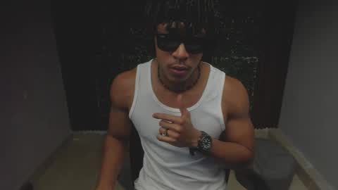 spent_0 online show from December 1, 2025, 10:26 pm