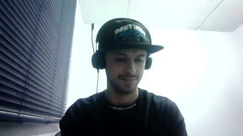 sperm_donor94 online show from December 15, 2024, 1:13 am