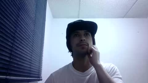 sperm_donor94 online show from April 5, 2026, 5:26 am