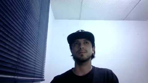 sperm_donor94 online show from April 17, 2026, 11:46 am