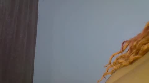 Spicy online show from April 21, 2026, 2:51 am