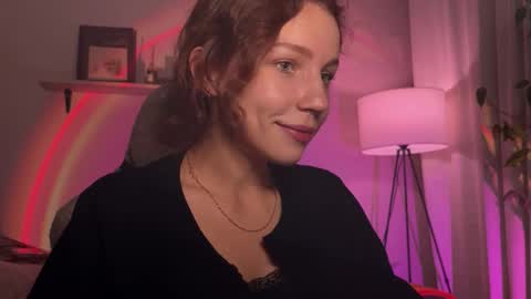 spicy___caramel online show from October 18, 2025, 4:52 pm