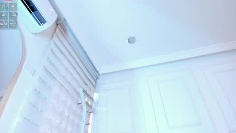 Spicy  online show from November 26, 2025, 9:49 pm