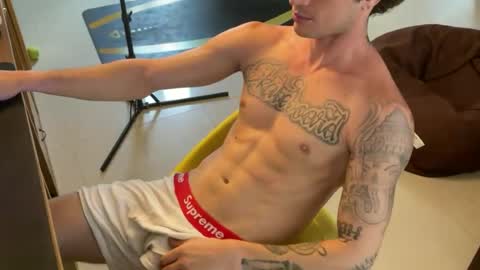 spicyraphael online show from July 9, 2026, 6:06 am