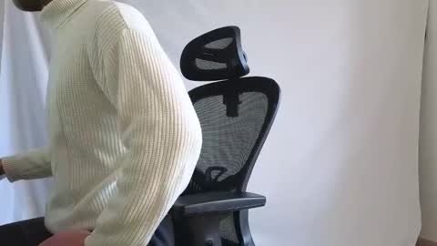 Marco. When Im offline you can view premium content in bio online show from March 28, 2026, 9:42 am