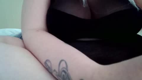 Vanessa Spade online show from April 11, 2026, 9:30 pm