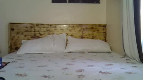 Splasher online show from November 20, 2025, 8:14 am