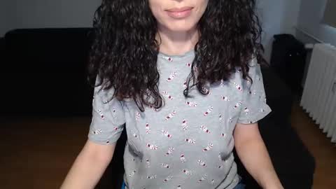 Doll online show from December 9, 2024, 12:08 pm