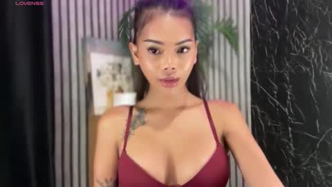 CALL ME RAINE online show from April 11, 2026, 1:37 pm