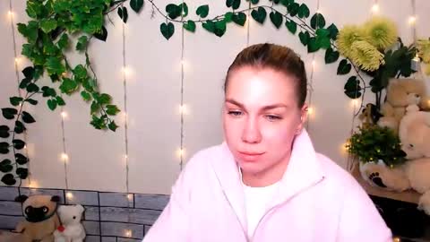 Karina online show from March 4, 2026, 9:04 am