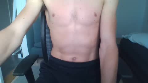 sportsguy19960 online show from April 23, 2026, 1:24 pm