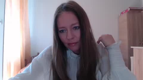 spring_time_ online show from April 21, 2026, 8:53 am