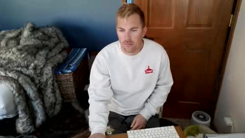 Snapshot of spun_redneck chatting on March 17, 2026, 12:30 pm Spun Redneck online show from March 17, 2026, 12:30 pm