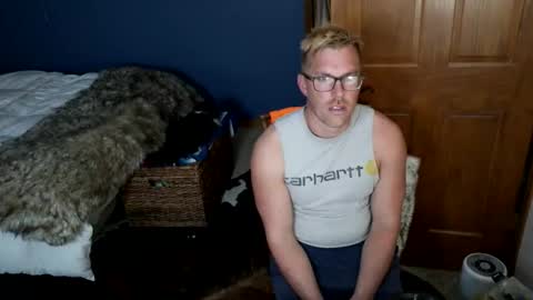 Snapshot of spun_redneck chatting on March 26, 2026, 10:59 pm Spun Redneck online show from March 26, 2026, 10:59 pm