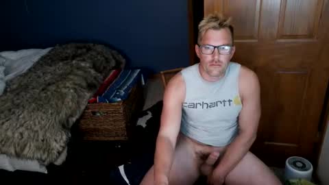 Snapshot of spun_redneck chatting on March 29, 2026, 2:00 am Spun Redneck online show from March 29, 2026, 2:00 am