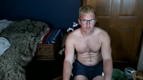 Snapshot of spun_redneck chatting on April 13, 2026, 12:27 am Spun Redneck online show from April 13, 2026, 12:27 am