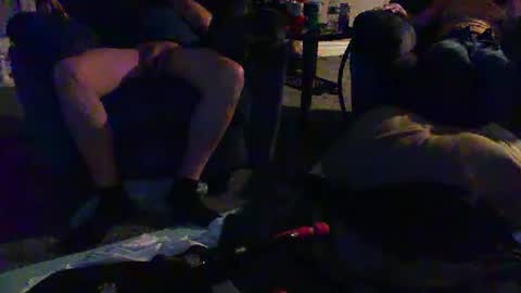 Snapshot of sqrtshow chatting on April 4, 2026, 11:24 pm sqrtshow online show from April 4, 2026, 11:24 pm