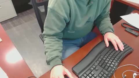 make me cum c2c talk to me online show from January 16, 2025, 10:12 pm