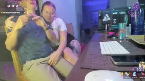 Roxy Day  Mossimo Knight online show from September 28, 2025, 4:40 am