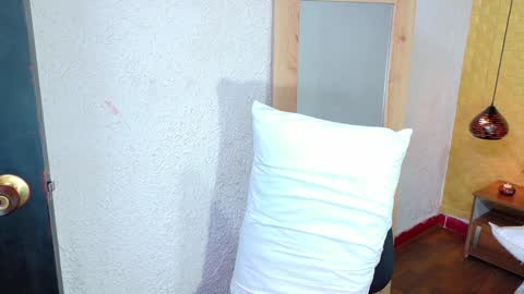 squirter_girl69 online show from January 16, 2025, 7:28 am