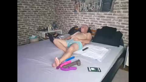 squirtpassion1 online show from April 10, 2026, 8:24 pm