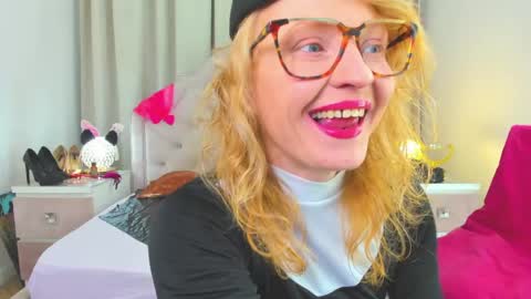 Alisa online show from April 15, 2026, 12:50 am