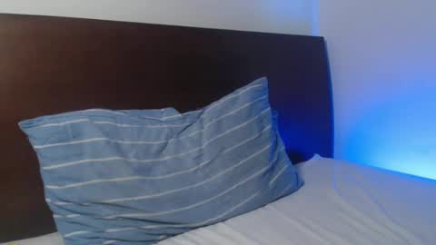 sr_bolaiinas online show from February 23, 2026, 2:14 pm