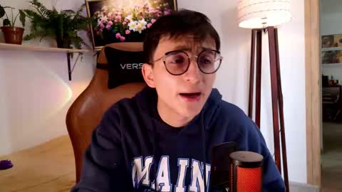 Snapshot of sr_evann chatting on March 16, 2026, 6:12 pm sr_evann online show from March 16, 2026, 6:12 pm