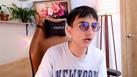 Snapshot of sr_evann chatting on March 22, 2026, 4:21 pm sr_evann online show from March 22, 2026, 4:21 pm