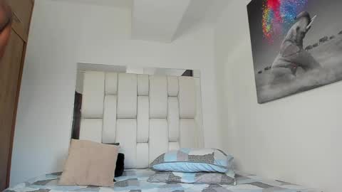 ANDR online show from April 21, 2026, 7:39 pm