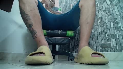 sr master cum its my old account online show from February 1, 2025, 3:08 am