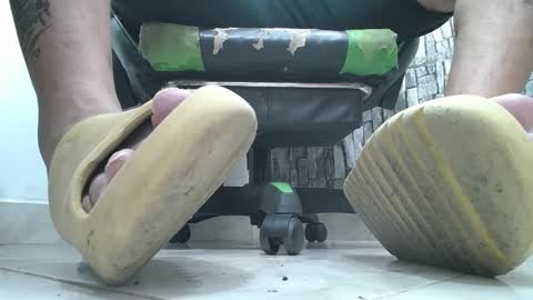 sr master cum its my old account online show from September 15, 2025, 4:12 am